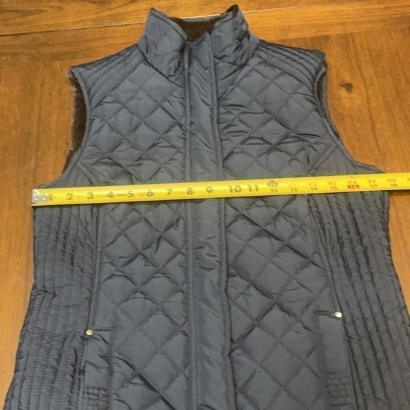 WEATHERPROOF | faux fur quilted vest - Picture 11 of 12